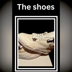 Nice shoes pairs with multiple outfits hardly touched for a good price.